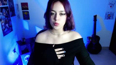 Snapshot of mei04_ chatting on December 2024 11:42:01 PM Melissa online show from December 2024 11:42:01 PM