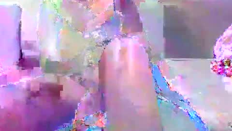 pretty online show from March 2025 07:05:02 PM