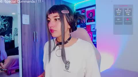 Melissa  -  -  Please help me to reach 100 thumbs up online show from January 2025 03:51:02 PM