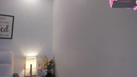 melan_owen online show from October 2025 10:38:02 AM