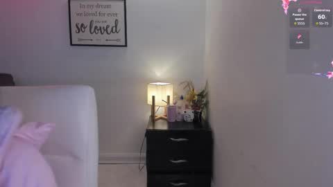 melan_owen online show from November 2025 11:00:02 AM