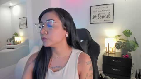 melan_owen online show from July 2026 10:51:01 AM