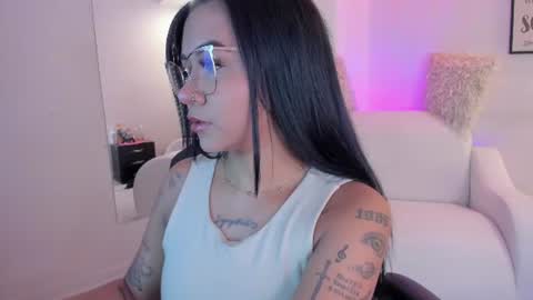 melan_owen online show from July 2026 11:08:02 AM