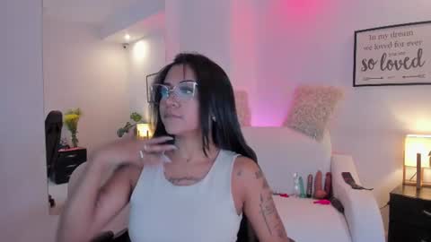 melan_owen online show from July 2026 06:48:01 PM
