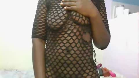 melanie_bae1 online show from May 2026 05:09:02 PM