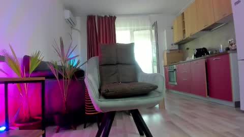 melanie_way online show from September 2025 03:12:02 PM