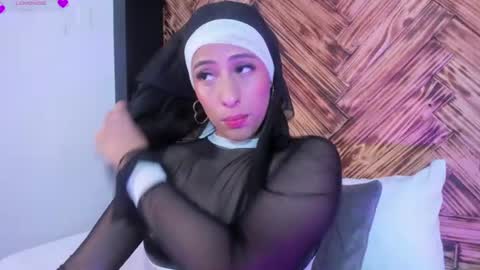 Snapshot of melaniejeann_ chatting on June 2026 02:44:02 AM melaniejeann_ online show from June 2026 02:44:02 AM