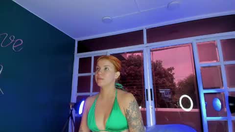 Melanie Roux online show from April 2026 07:41:01 PM