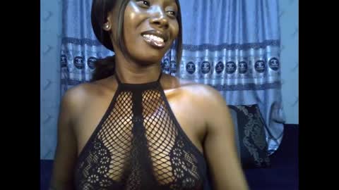 Snapshot of melanine_floral chatting on January 2025 07:10:01 PM Praiz online show from January 2025 07:10:01 PM