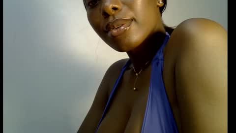 Snapshot of melanine_floral chatting on February 2025 09:37:01 PM Praiz online show from February 2025 09:37:01 PM