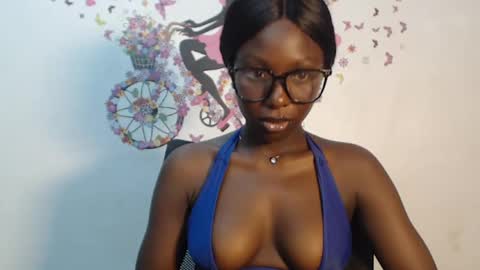 Snapshot of melanine_floral chatting on March 2025 08:42:02 PM Praiz online show from March 2025 08:42:02 PM