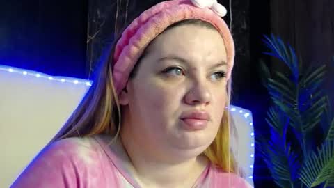 melanniebrown online show from March 2026 05:23:01 AM