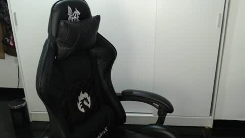 Melannie online show from July 2026 07:09:02 AM