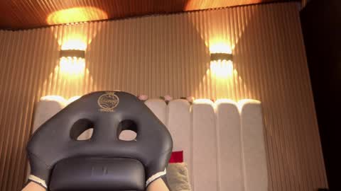 melanny_petite online show from April 2026 01:01:01 PM