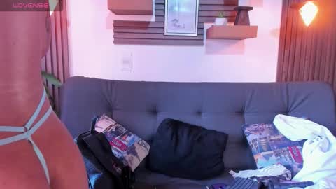 Snapshot of melany_27 chatting on November 2025 12:59:02 PM Melany online show from November 2025 12:59:02 PM