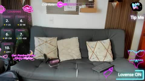 Snapshot of melany_27 chatting on November 2025 04:33:01 PM Melany online show from November 2025 04:33:01 PM