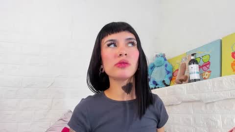 Snapshot of melanyharris chatting on February 2025 01:31:02 PM MELANYHARRIS online show from February 2025 01:31:02 PM