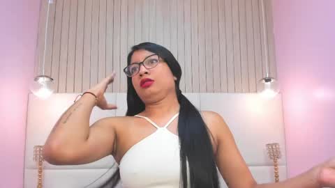 Melany online show from April 2026 06:09:02 PM