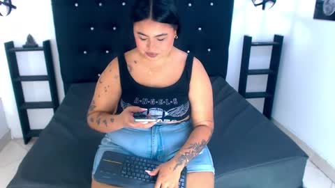 meli_blad online show from February 2025 08:03:01 PM