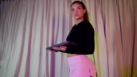 Snapshot of melina_smith1 chatting on June 2026 12:32:02 AM MelinaSmith online show from June 2026 12:32:02 AM