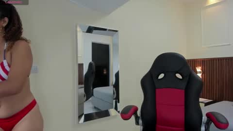 M E L I N A  online show from October 2025 07:26:02 PM