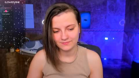 Snapshot of melindat chatting on May 2026 01:21:01 AM Melinda online show from May 2026 01:21:01 AM