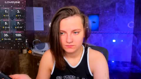 Snapshot of melindat chatting on May 2026 01:25:02 AM Melinda online show from May 2026 01:25:02 AM