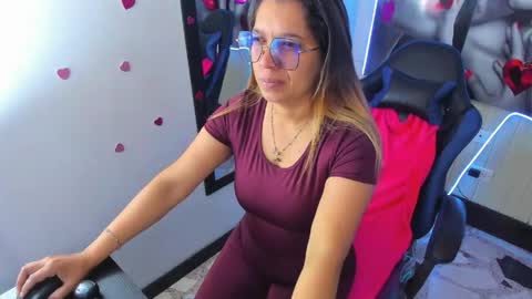 Snapshot of melisa_14 chatting on June 2026 11:27:02 AM Melisa online show from June 2026 11:27:02 AM