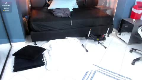 melissa_23_ online show from April 2026 11:57:01 AM