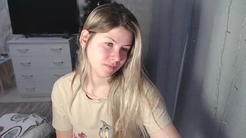 Melissa  Ray online show from January 2025 03:11:01 AM