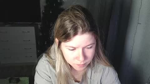 Melissa  Ray online show from January 2025 07:34:01 PM