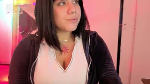 Lissa  online show from March 2026 06:57:01 PM