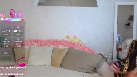 Hot Milf Melissa  ONLINE  Mon  Tue  Wed  Fr  Sun  - 9pm - 6amUTC3 online show from April 2026 01:04:01 PM