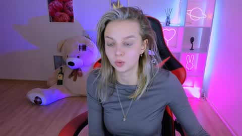 Melissa online show from January 2025 06:00:01 AM