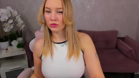 Snapshot of melissaking_ chatting on May 2026 08:11:02 AM Melissa GTM2 1015 am- 1745am online show from May 2026 08:11:02 AM