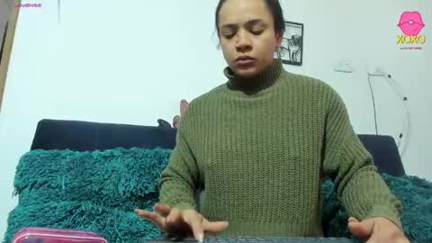 Snapshot of mellanie33 chatting on June 2026 12:49:01 PM mellanie online show from June 2026 12:49:01 PM