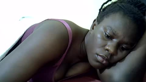 Snapshot of mellanine_ebony chatting on June 2026 04:31:01 AM mellanine_ebony online show from June 2026 04:31:01 AM