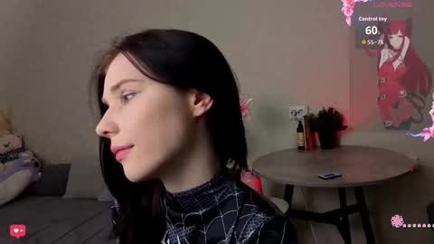 mellhyees online show from November 2025 04:45:02 PM