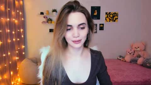 Tessa online show from December 2024 09:26:02 PM