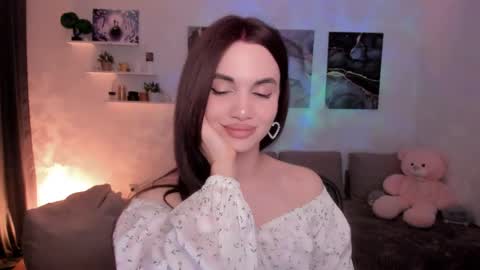 Tessa online show from May 2026 09:53:02 PM