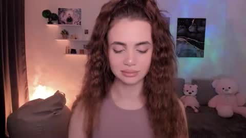 Tessa online show from July 2026 05:04:01 AM