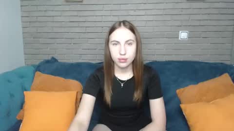 mellingi online show from October 2025 04:55:01 AM