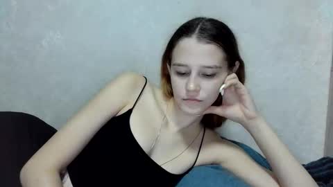 Mellisa online show from September 2025 05:13:01 PM