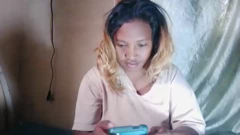 Snapshot of mellissia02 chatting on May 2026 05:47:01 AM mellissa online show from May 2026 05:47:01 AM