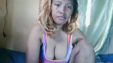 Snapshot of mellissia02 chatting on May 2026 04:07:01 AM mellissa online show from May 2026 04:07:01 AM