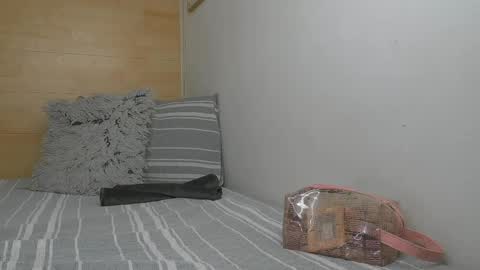 Snapshot of melodi_20 chatting on April 2026 11:56:02 AM Melodi online show from April 2026 11:56:02 AM