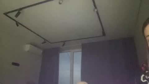 Snapshot of melodie_sweet chatting on October 2025 03:24:01 PM Melodie online show from October 2025 03:24:01 PM