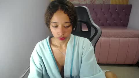 Snapshot of melody11_s chatting on August 2026 08:16:01 AM Melody online show from August 2026 08:16:01 AM