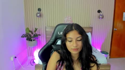 Melody  online show from March 2025 03:28:02 PM