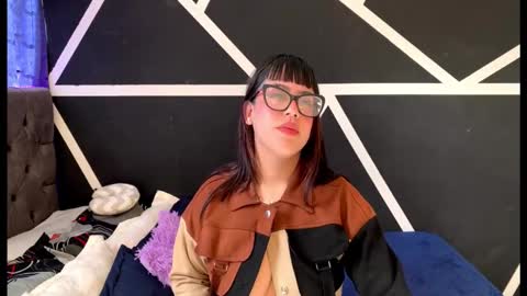 melodydreams1520 online show from October 2025 07:43:01 PM